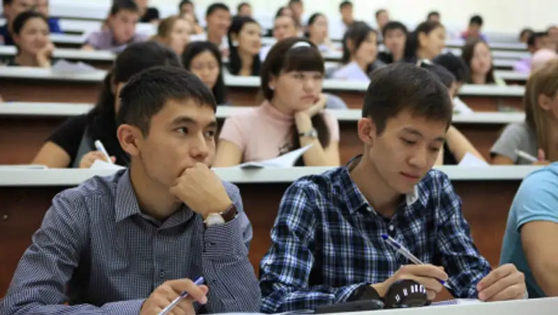 Как будут проходить экзамены и защита дипломных работ