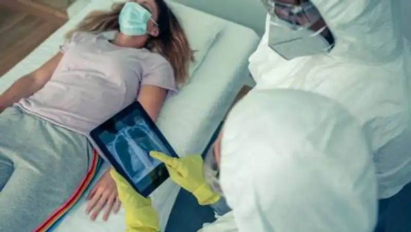 Сразу 22 пациента за сутки скончались от коронавируса и пневмонии