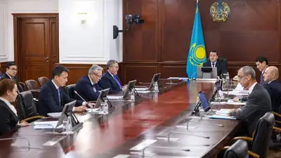 Смаилов, Kazakh Invest, заседание, фото - Новости Zakon.kz от 09.12.2022 08:51