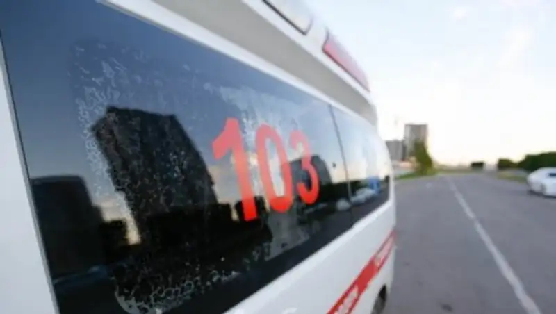 Врачи" скорой" спасли жизнь пострадавшей в ДТП жительницы Павлодара