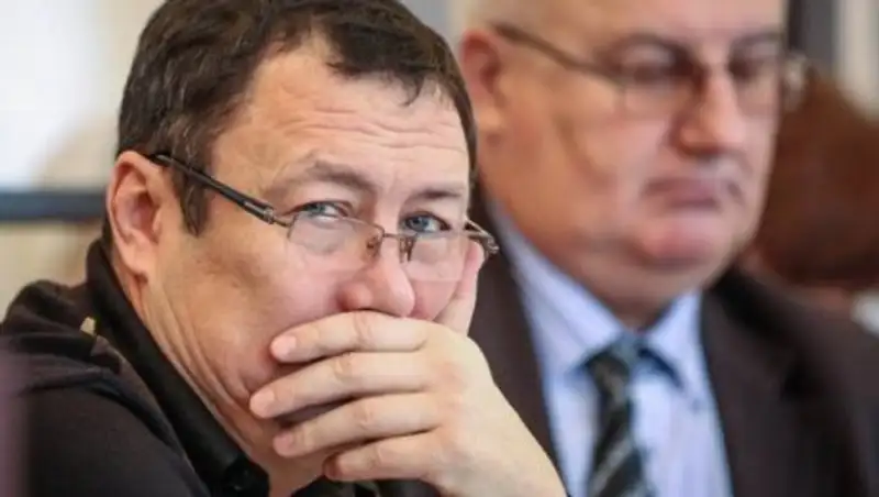 Экс-акиму Костаная Ахмедбеку Ахметжанову сократили срок