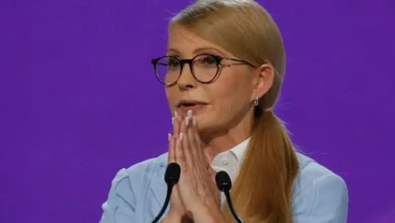 Тимошенко и Зеленский лидируют в предвыборной гонке