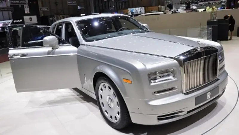Rolls-Royce Phantom снимают с производства