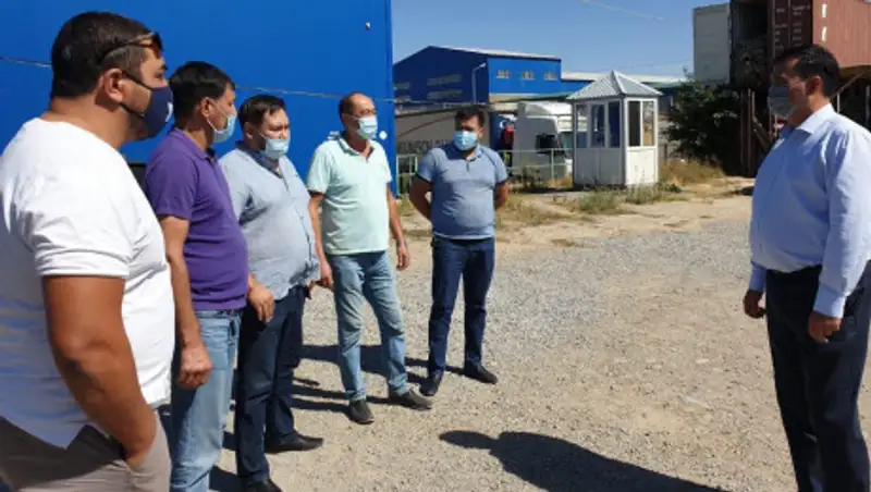 Мажилисмены на встречах в регионах обсуждают вопросы поддержки МСБ