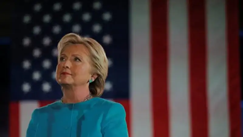 Хиллари Клинтон готова "выйти из леса"