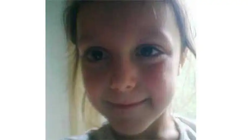 Жителей Рудного и Костаная просят помочь в поисках пропавшей 7-летней девочки