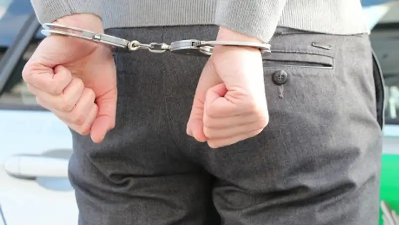 Подозреваемых в рэкете задержали полицейские Алматы