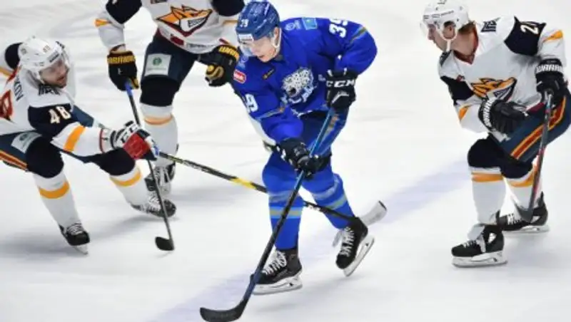 "Барыс" в гостях обыграл "Металлург"