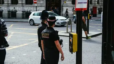Полицейские Великобритании, фото - Новости Zakon.kz от 19.07.2023 09:46