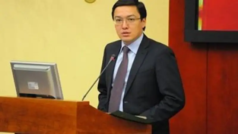 Акишев ответил на вопросы казахстанцев