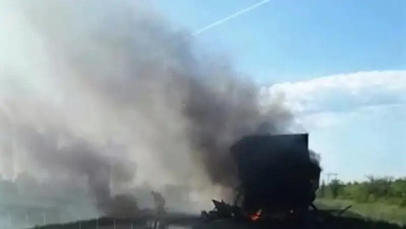 На трассе Уральск-Самара полностью сгорела фура