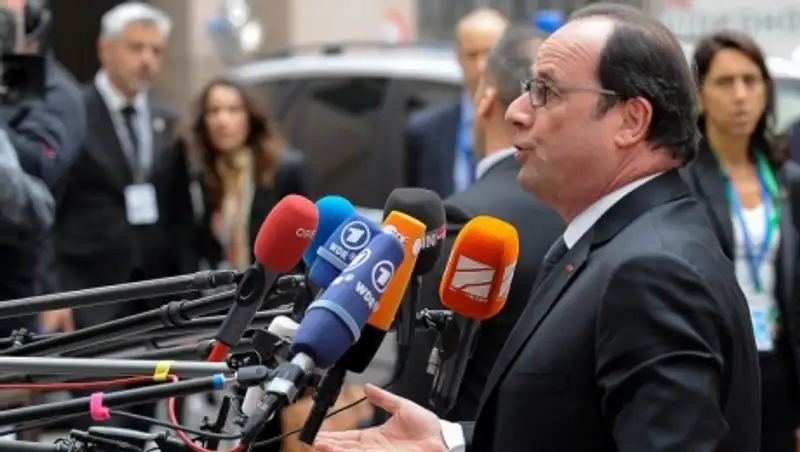 Ф.Олланд: соглашение по Греции позволит ей остаться в еврозоне