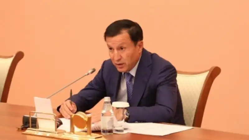 Аким Астаны поручил пресекать спекулятивные действия недобросовестных предпринимателей