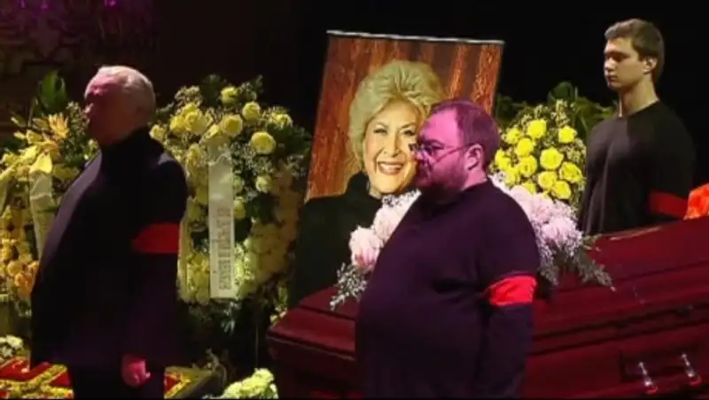 Москва прощается с великой Образцовой