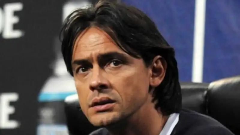 «Милан» может платить сразу 3 тренерам