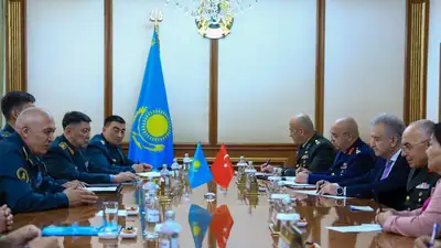 Минобороны Казахстана посетила делегация Вооруженных сил Турции