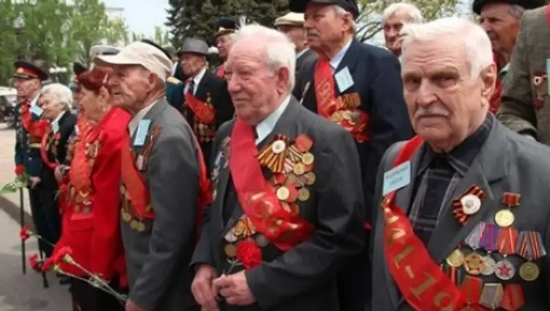 Украина запретит коммунистическую идеологию к юбилею Победы