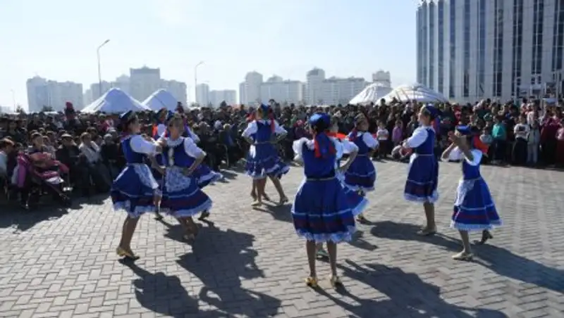 В Алматы празднуют 10-летие Алатауского района