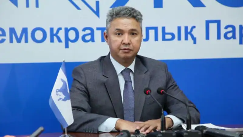 "Ак жол" в ближайшие выходные определится с датой съезда своей партии