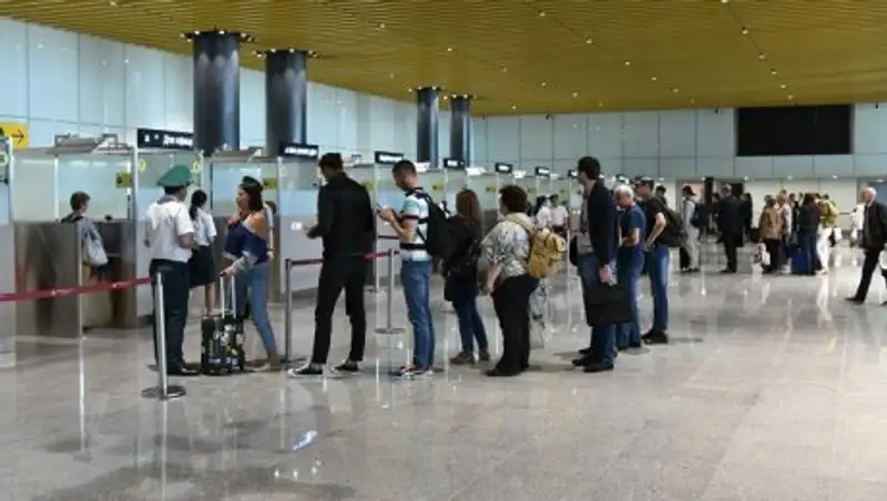 Новый терминал аэропорта столицы  принял первый  международный рейс  Москва - Астана