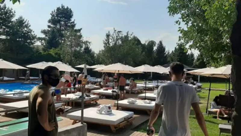 В Алматы бассейн и банкетный зал принимали посетителей