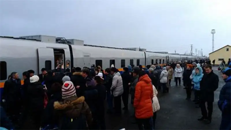 В Усть-Каменогорске встретили новый скоростной поезд «Т&#1201;лпар-Тальго» из Алматы