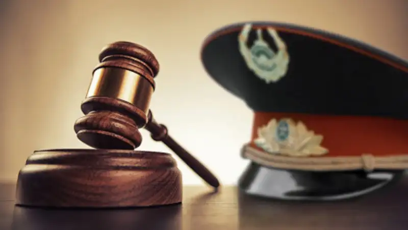 Актюбинские подполковники съездили в Россию за преступником и попали под суд