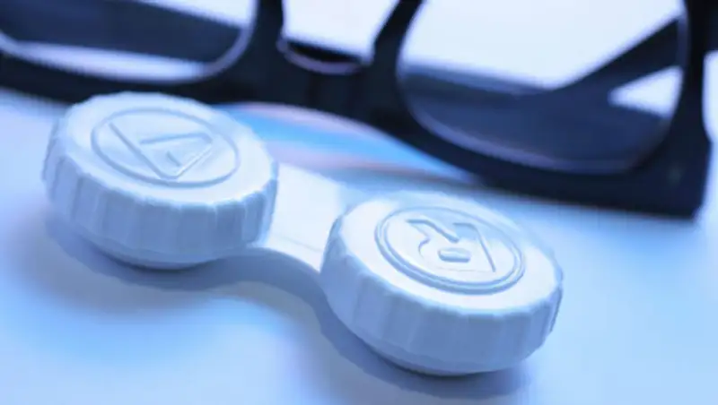 Можно ли носить контактные линзы в морозную погоду