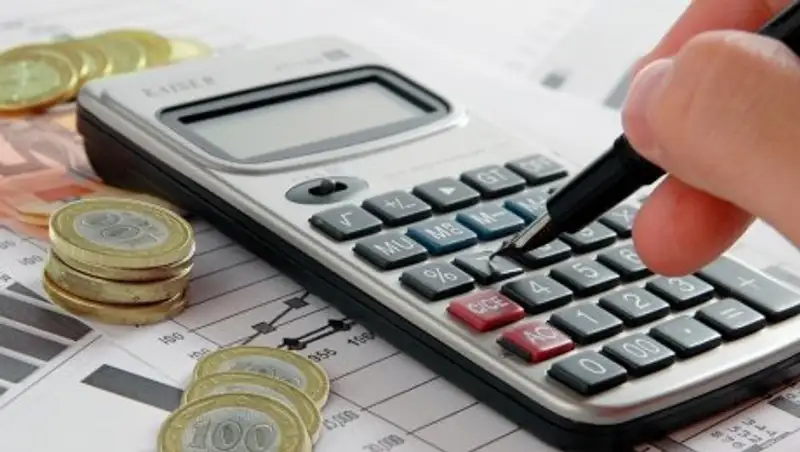 Половина жителей Караганды оказались должниками из-за сбоя в программе