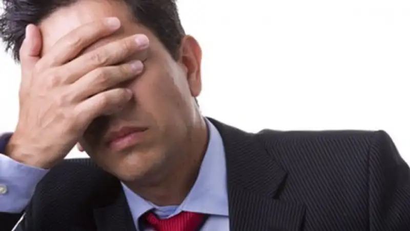 Давящая боль в глазах. Причины и лечение