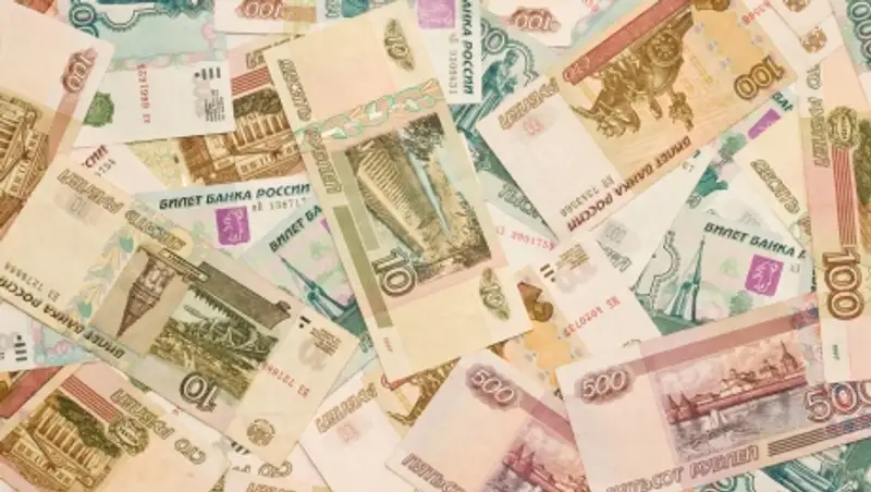 За месяц казахстанцы скупили почти 27 миллиардов рублей