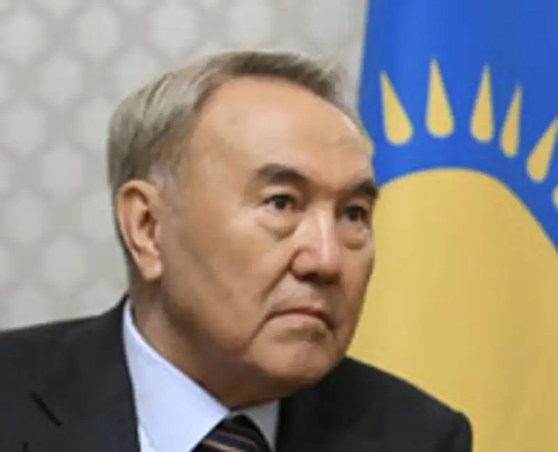 Нурсултан Назарбаев знает кто стоит за беспорядками в Жанаозене, фото - Новости Zakon.kz от 27.12.2011 15:04