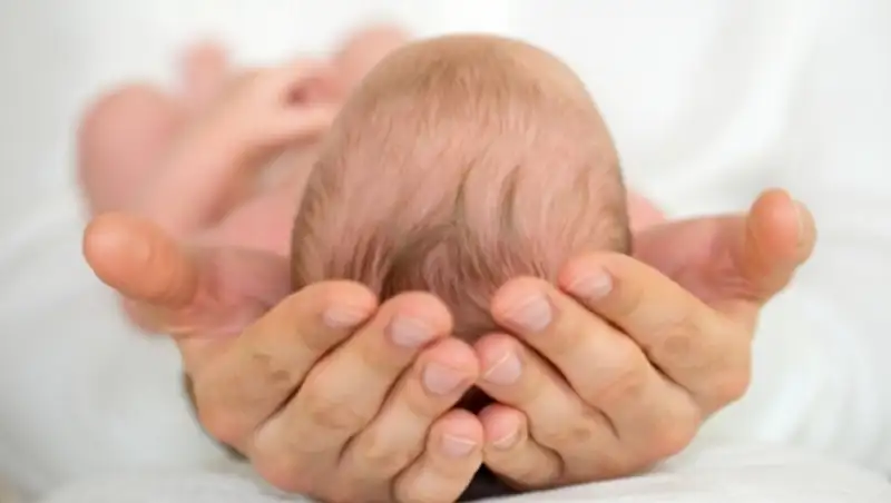 В канун Нового года в Казахстане родилось 909 детей