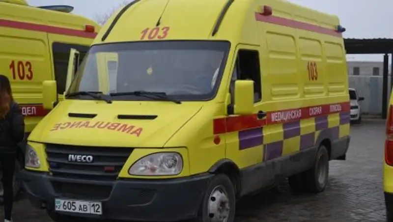 Беременную женщину сбили на перекрестке в Актау