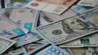 otyrar.kz, фото - Новости Zakon.kz от 23.07.2018 11:41