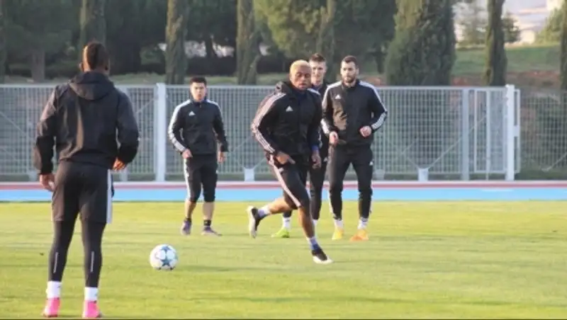 Фоторепортаж с тренировки «Астаны» в Стамбуле