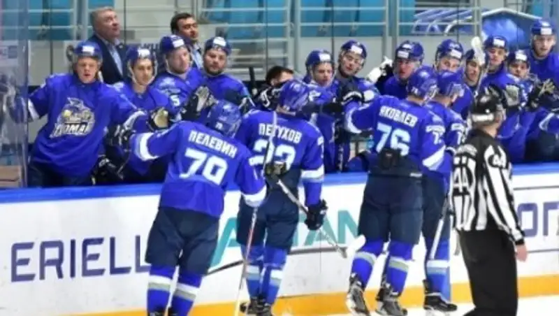 Завершился первый этап чемпионата Казахстана по хоккею