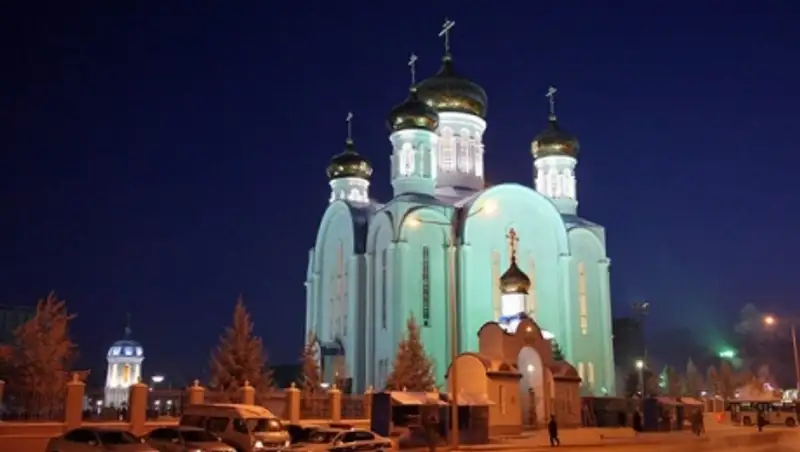 Сегодня в Успенском кафедральном соборе Астаны пройдет ночная Божественная Литургия