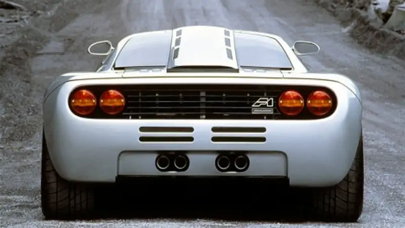 10 самых быстрых автомобилей современности