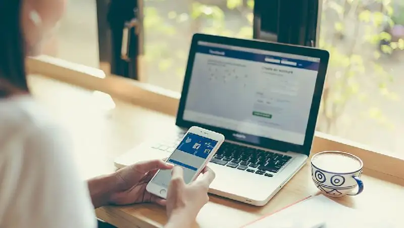 Facebook будет уведомлять пользователей о скриншотах исчезающих сообщений