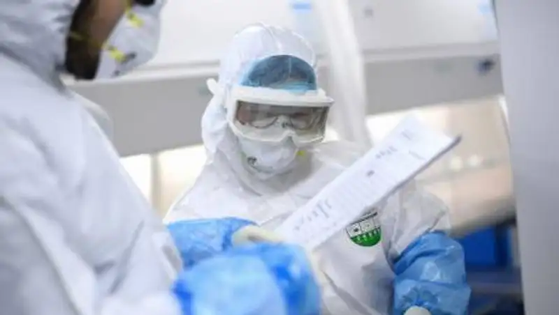 Пять человек за сутки скончались от коронавируса и пневмонии в Казахстане