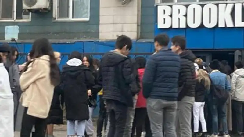 Свадьбу и массовую вечеринку устроили карагандинцы во время карантина