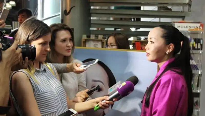 Баян Максаткызы рассказала, почему откладывается ее свадьба с Алагузовым