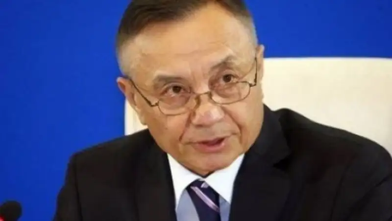 Ірі &#1257;ндіруші компаниялар ж&#1201;мыскерлеріне &#1241;леуметтік ж&#1241;рдема&#1179;ыларды &#1201;л&#1171;айтты