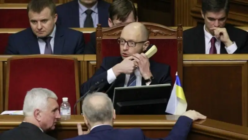 Яценюк: правительство Украины уйдет в отставку при попытке сменить хоть одного министра