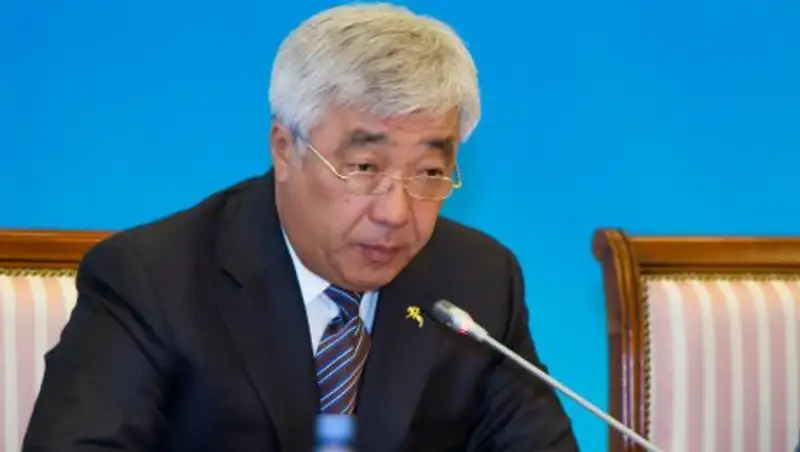 Ерлан Идрисов назначен послом в Великобритании и Северной Ирландии