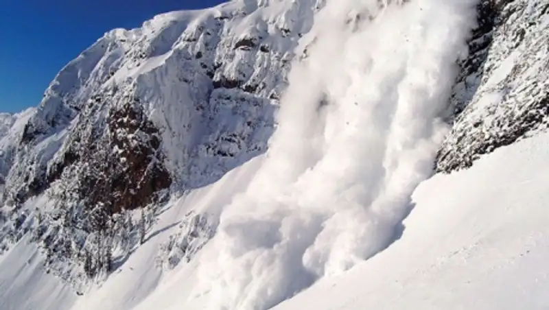 Алматинцев и жителей ЮКО предупреждают о возможных сходах лавин