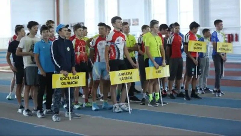 Более сотни спортсменов приняли участие в многодневной велосипедной гонке в ВКО