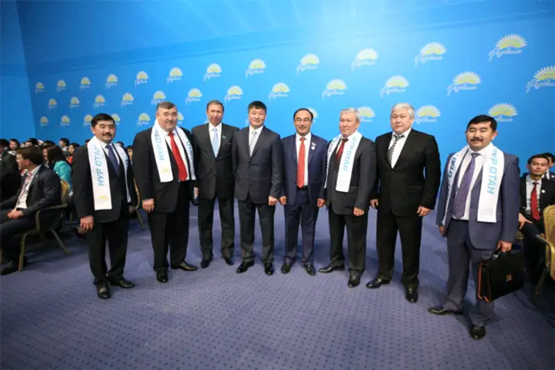 XV внеочередной съезд партии «Нур Отан» XV внеочередной съезд партии «Нур Отан», фото - Новости Zakon.kz от 19.10.2013 00:52