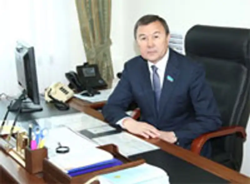 Жанат ДЖАРАСОВ: Обновление законодательных основ обеспечения национальной безопасности - императив времени, фото - Новости Zakon.kz от 14.05.2012 16:48